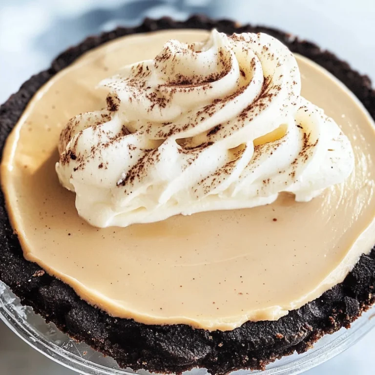 Creamy Coffee Pie Recipe (No Bake, 6 Ingredients)